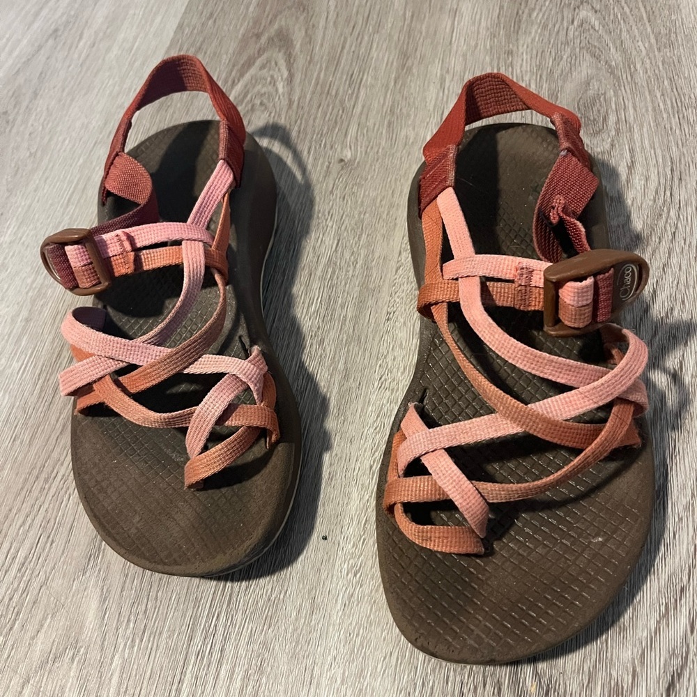 Two Tone Pink Chacos